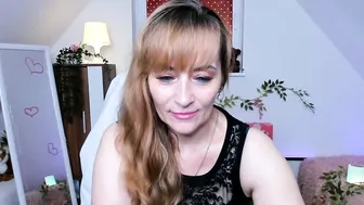Naughtymilane webcam video (08/13/2025)