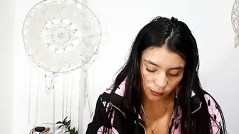 lia_hottie latina - 13-Aug-2025