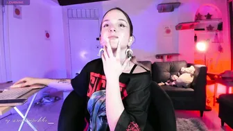 Misschloe__ video - 08-13-2025