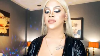 Urmajestytyra lovense 14-Aug-2025