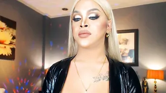 Urmajestytyra lovense 14-Aug-2025