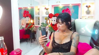 Lorenapinto_ cam 14-Aug-2025