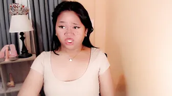 Sweet_hoelly hairy chat porn video