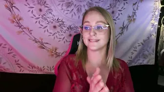 bossmomma recorded nude video 146025