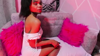 gletty_noa slave cam girl