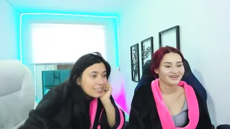 Naomy777_ bigboobs - 15-Aug-2025