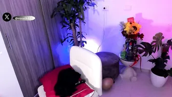 Rossth11 08/16/2025 nude chat