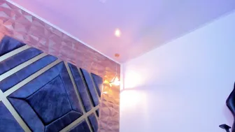 Alahia_dangelo_ video 08/16/2025