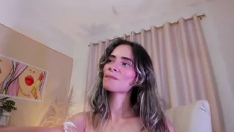 anaskinny (08/17/2025)