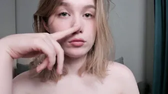 Shoggothy on webcam 17-Aug-25