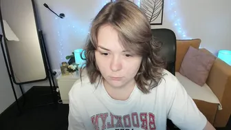 Alli_zi porn video chat (08/18/2025)