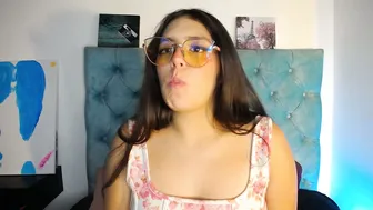 paola_lyon webcam show 18-Aug-25