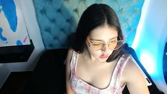 Paola_lyon sex cam chat 08/18/2025