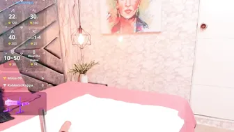 sasha_brownie_ nude posing on webcam