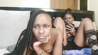 sexxymaya25 on webcam - (08/19/2025)