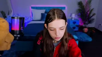 lilibakery live webcam show (08/19/2025)