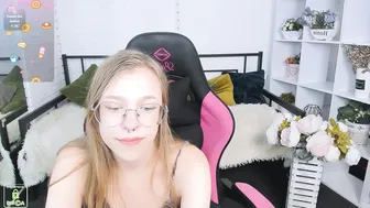 layriantavee recorded nude video 152344