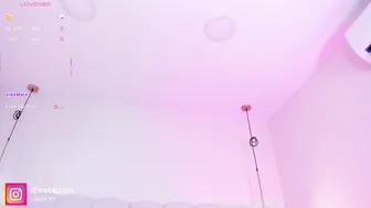 _huge_boobs_ebony nude on cam 08-20-2025