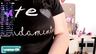 Sammy_mature_ bigtits live webcam show