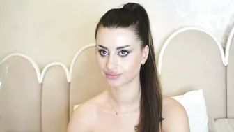 Alicevoss webcam show 08-20-2025