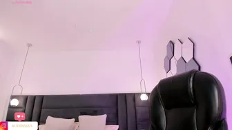 Allyjensen live cam video 08-20-2025