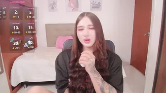 Miley_baker young sex cam chat