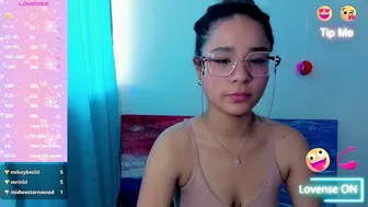 kyomi_beth young webcam show