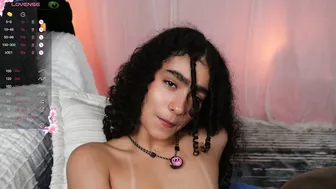 Vicky_curly sex cam chat 08-21-2025