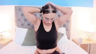 zoe_danae_ 08-21-2025