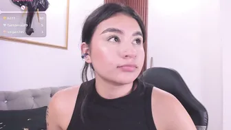zayda_ latina on live cam