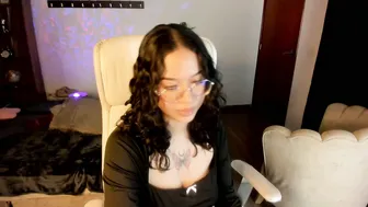 renaxi_smith cam sex chat 22-Aug-2025
