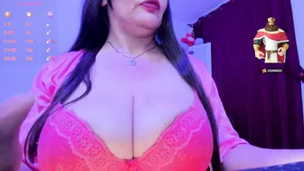 Esmeralda_milf1 cam video (08-22-2025)
