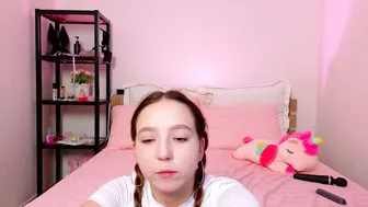 lovely_poppy chat girl porn 22-Aug-2025