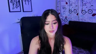 Scarlet_villamizar 22-Aug-2025 amateur cam