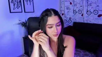 Scarlet_villamizar 22-Aug-2025 amateur cam