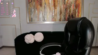 Nicolesanz_ nude cam 08/22/2025