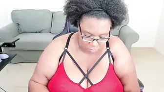 Josie_kiss milf (08/22/2025)