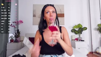 Nadeen_ feet (08/22/2025)