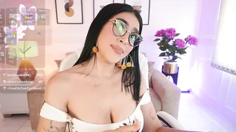 Julesbennet (08/22/2025)