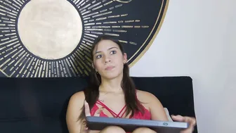 zoee_moretti (08-22-2025)
