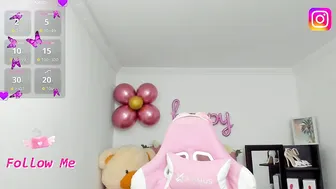 Karla_cutee1 posing on cam 08-24-2025