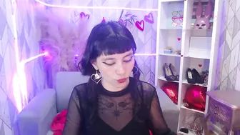 mooncharlotte asshole - 24-Aug-2025