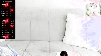 molly_sweetbaby 19-Feb-25 shy