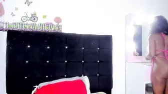 Larissawilson latina - (08/24/2025)