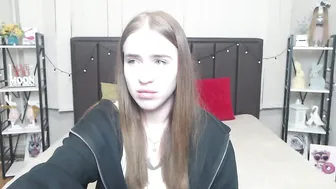 Laurahlot cum - 08/24/2025