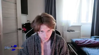Spaisenok redhead posing on webcam