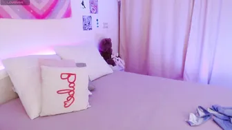 Carolineamber (08/25/2025)