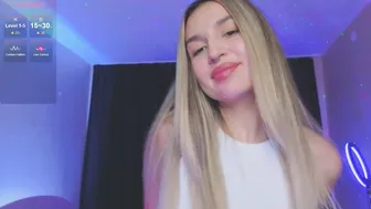 Roxychilli nude on cam 25-Aug-2025