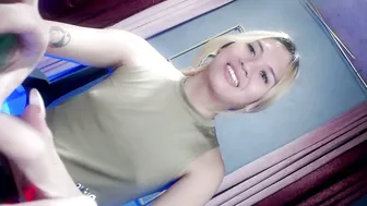 queena10 (08/25/2025)