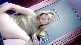 Queena10 live cam show 08/25/2025